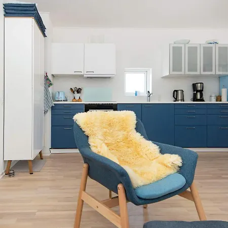 4 Person In Hejls-by Traum *