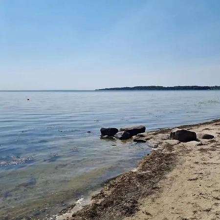 4 Person In Hejls-by Traum *