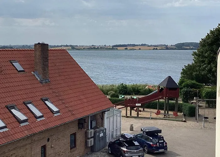 4 Person In Hejls-by Traum * Hejls