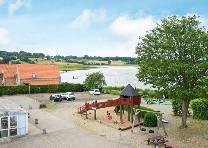 4 Person In Hejls-by Traum * Hejls