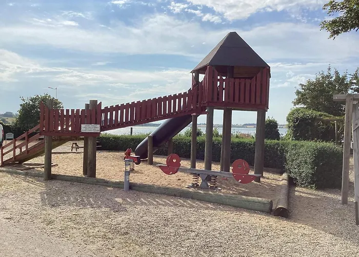 4 Person In Hejls-by Traum