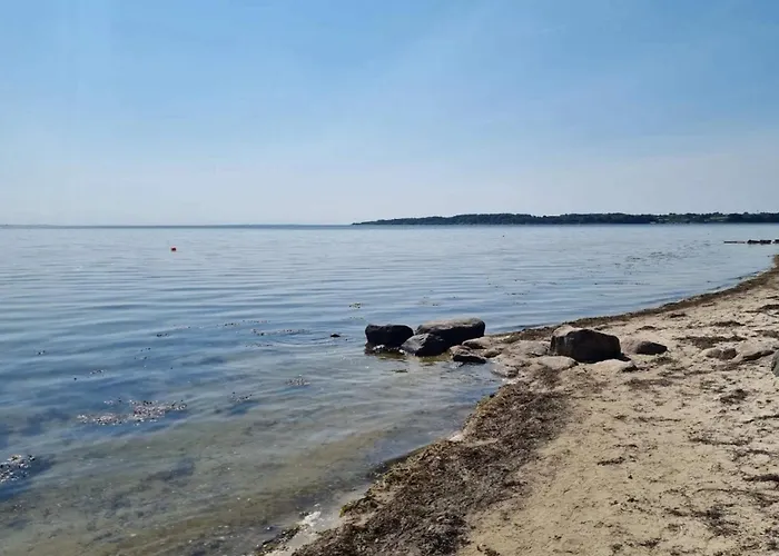 4 Person In Hejls-by Traum *